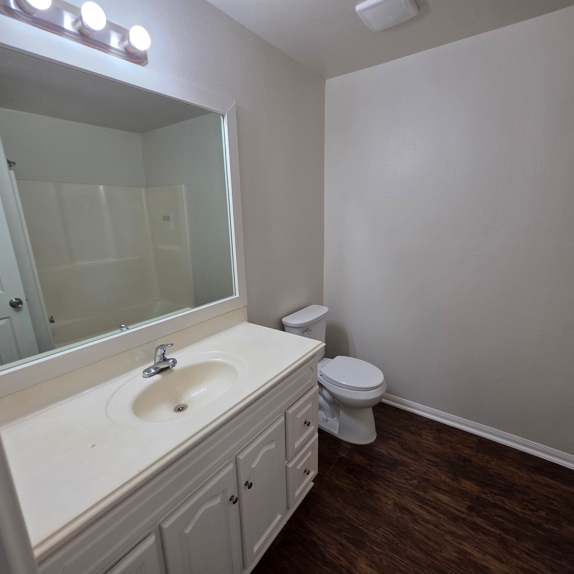 4321 Stassen Street, Houston, TX 77051 4321 Stassen Street, Houston, TX 77051