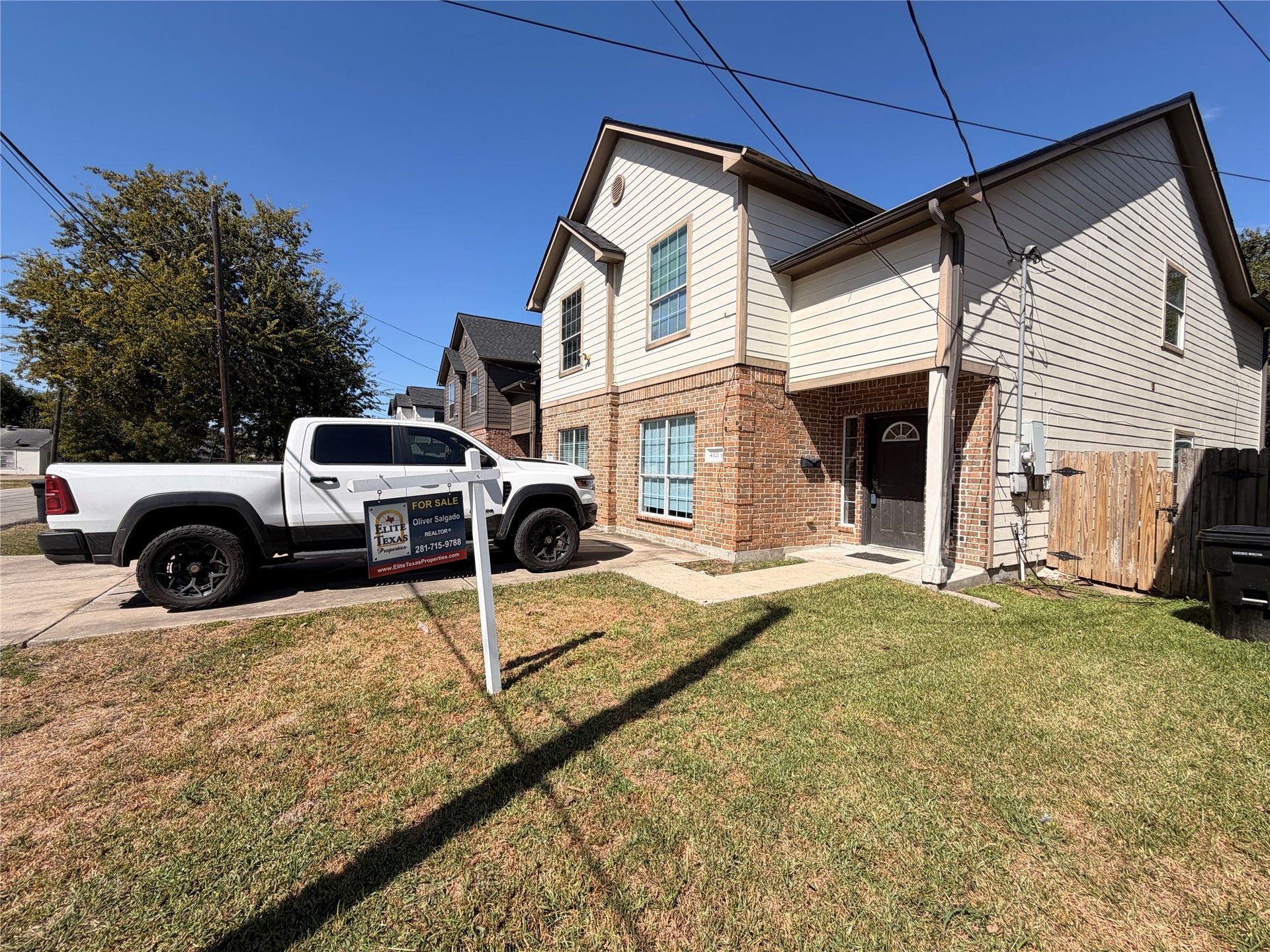 4321 Stassen Street, Houston, TX 77051 4321 Stassen Street, Houston, TX 77051