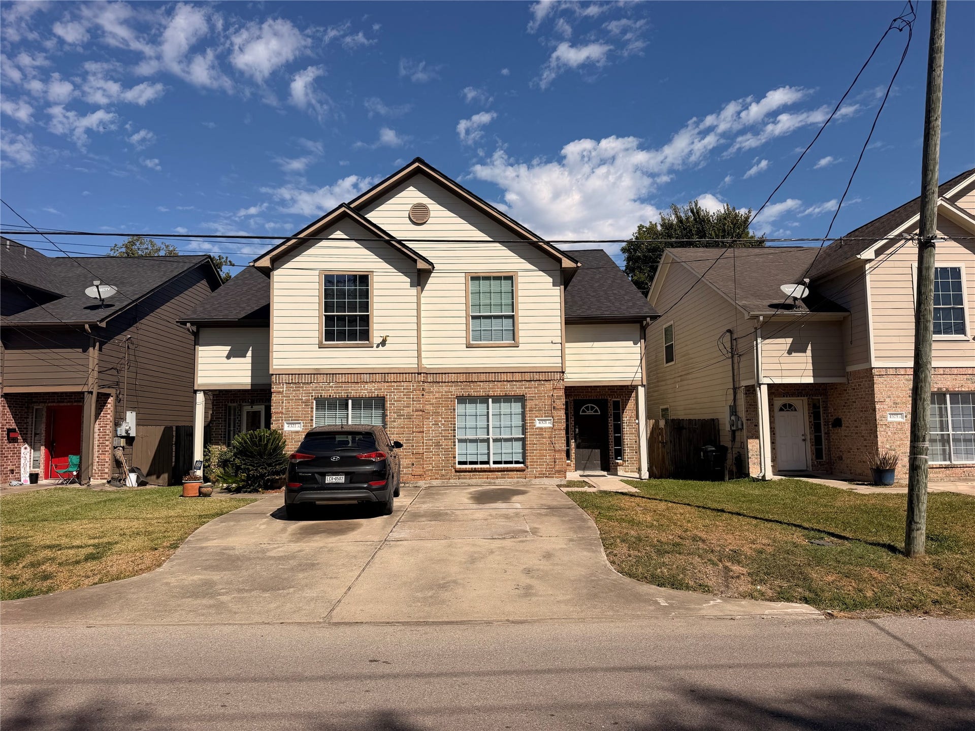 4321 Stassen Street, Houston, TX 77051 4321 Stassen Street, Houston, TX 77051