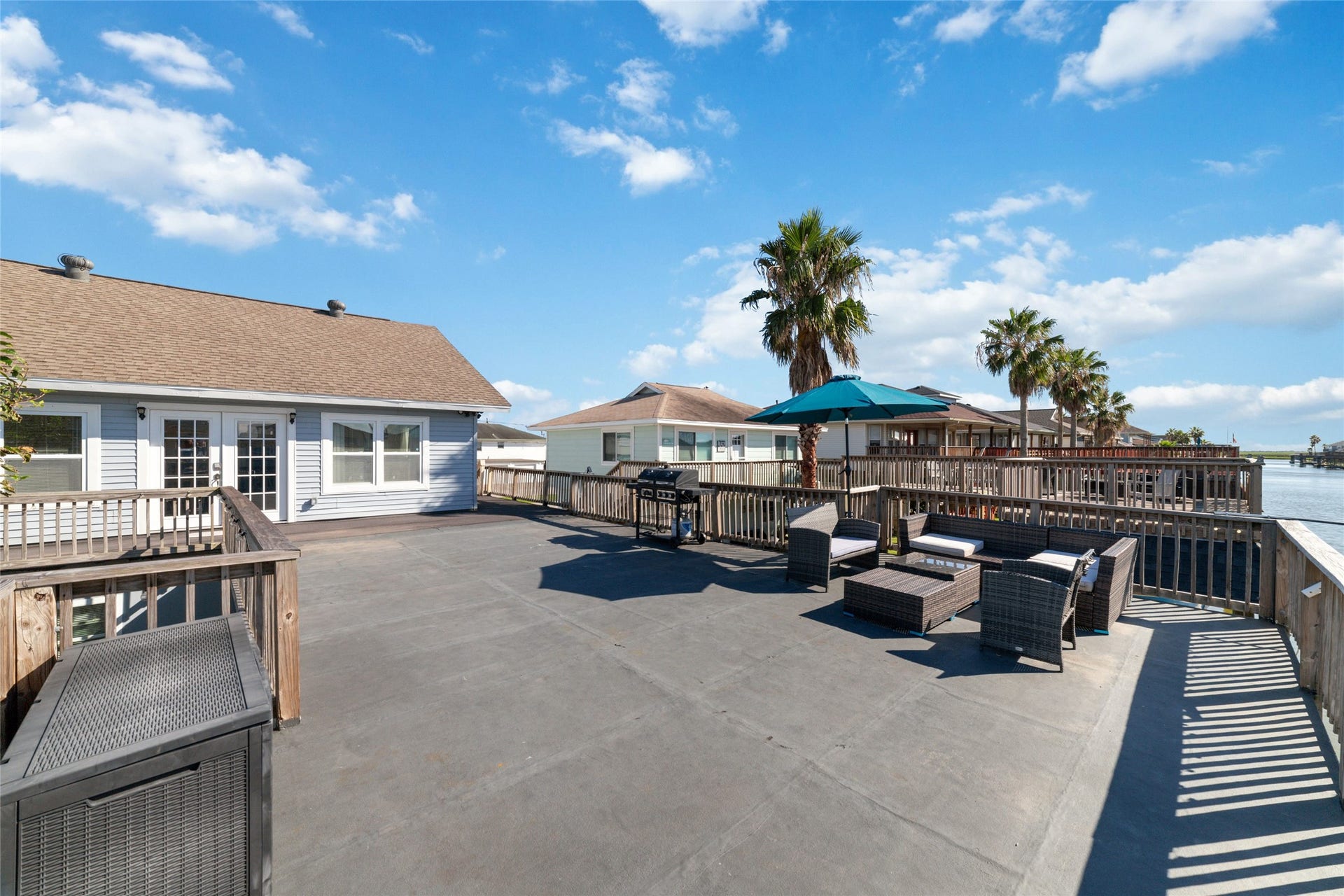 196 Barracuda Street, Bayou Vista, TX 77563 196 Barracuda Street, Bayou Vista, TX 77563