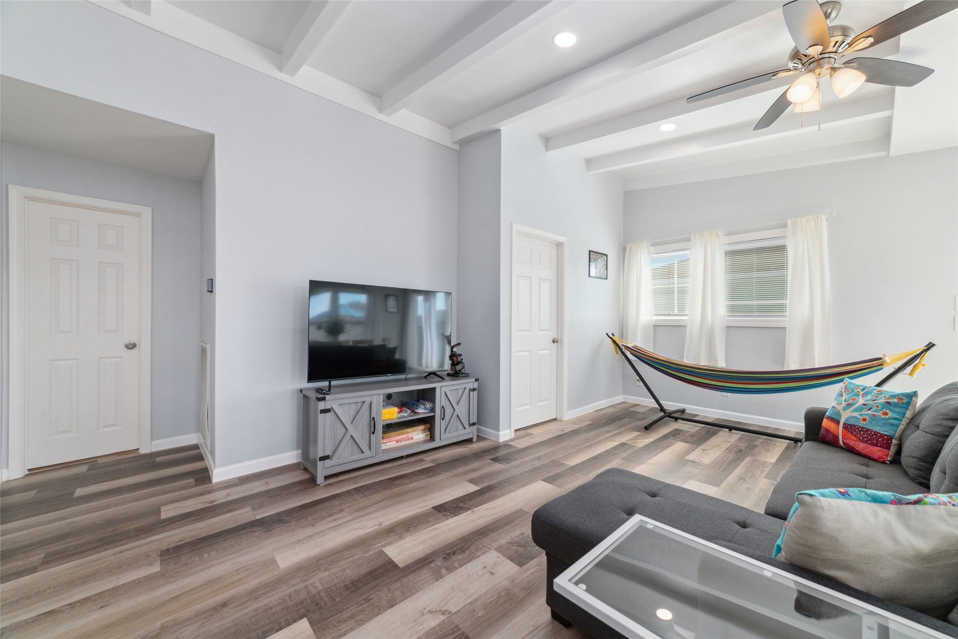 196 Barracuda Street, Bayou Vista, TX 77563 196 Barracuda Street, Bayou Vista, TX 77563