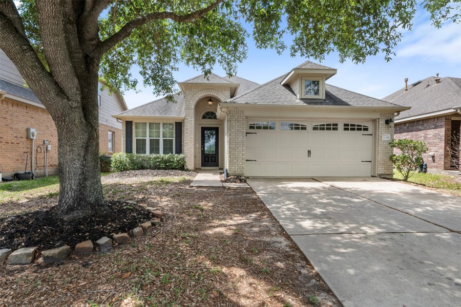 Property photo for 11331 Elizabeth Brook Drive, Richmond, TX