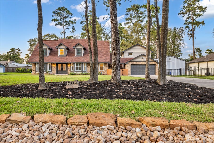 Property photo for 7114 Charred Pine Drive, Magnolia, TX