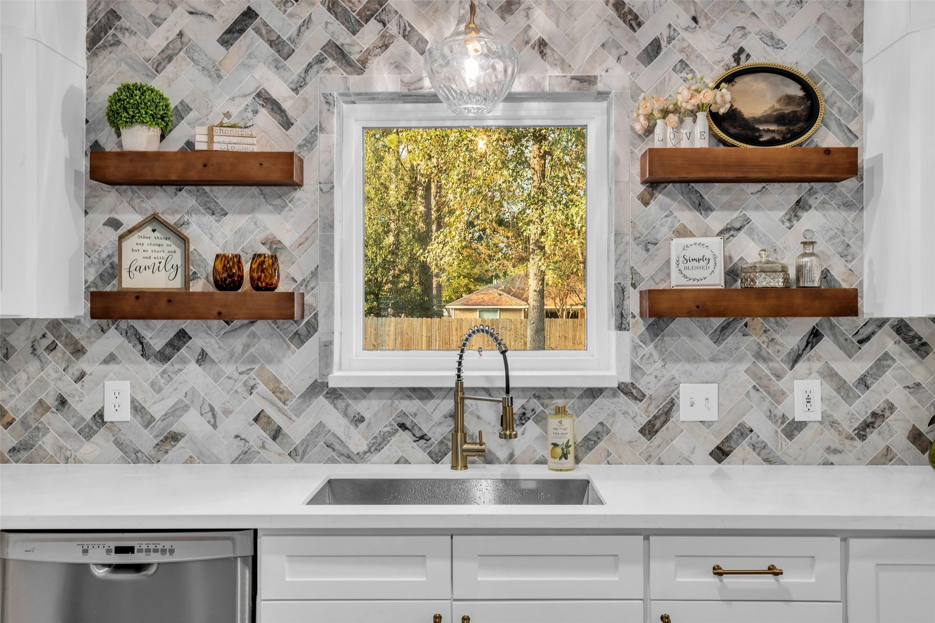Every detail has been carefully selected in this space.