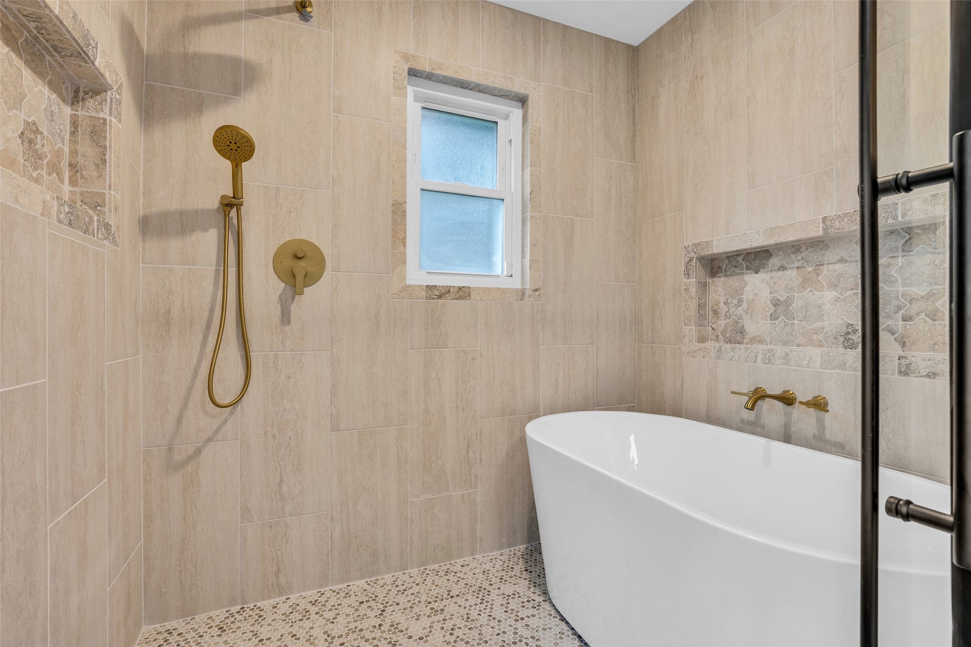 Primary bedroom features a wet room!