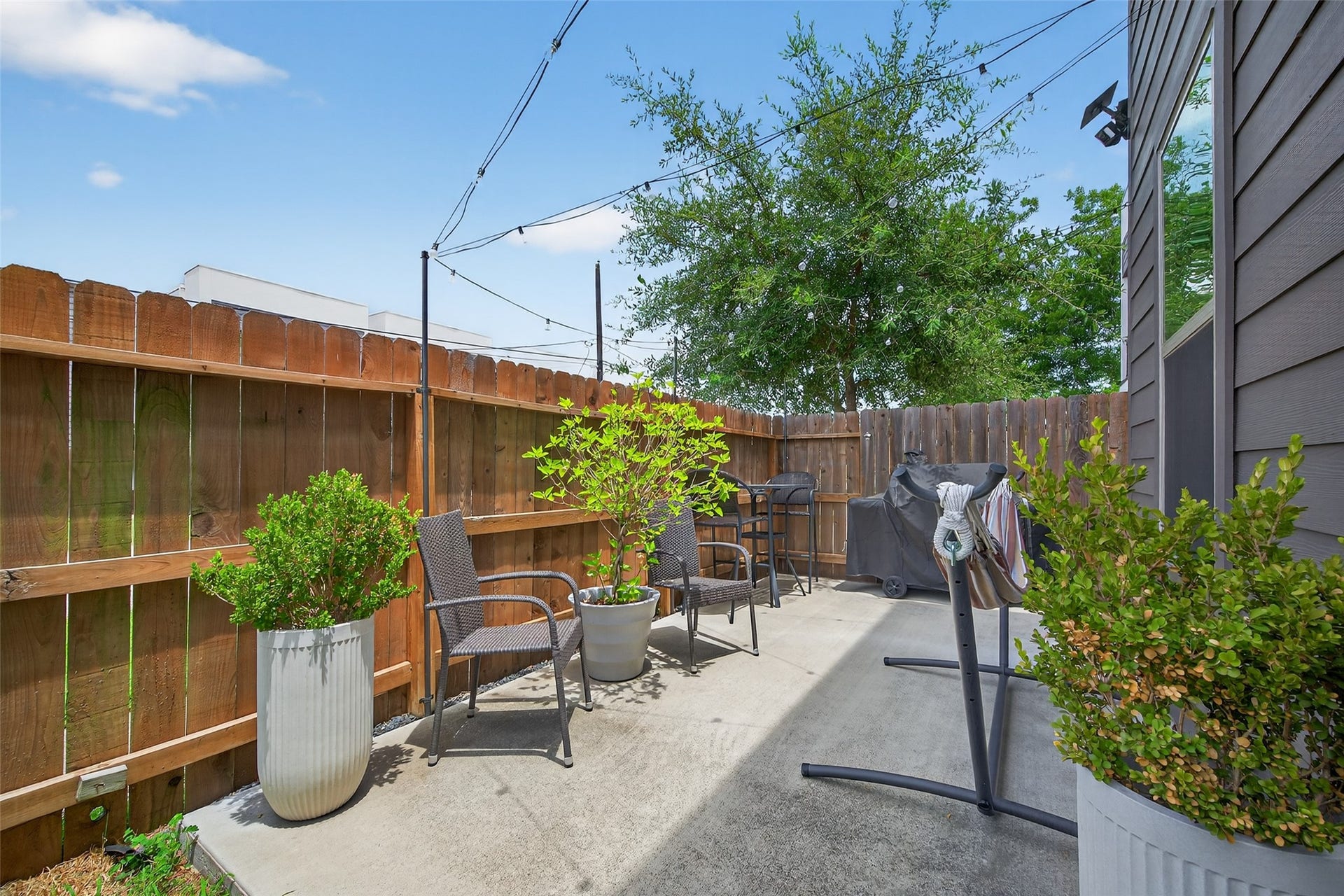 1712 Schweikhardt Street, Houston, TX 77020