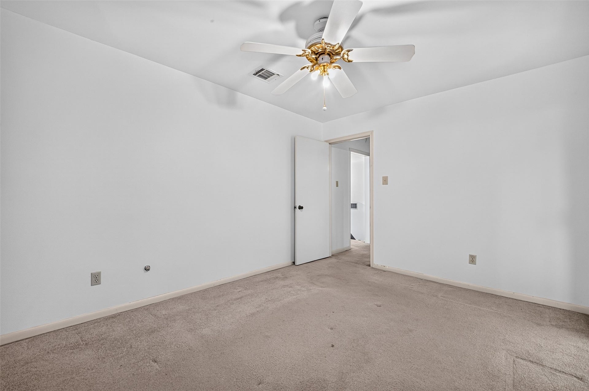 3119 Villa Lane, Missouri City, TX 77459 another view of up bedroom