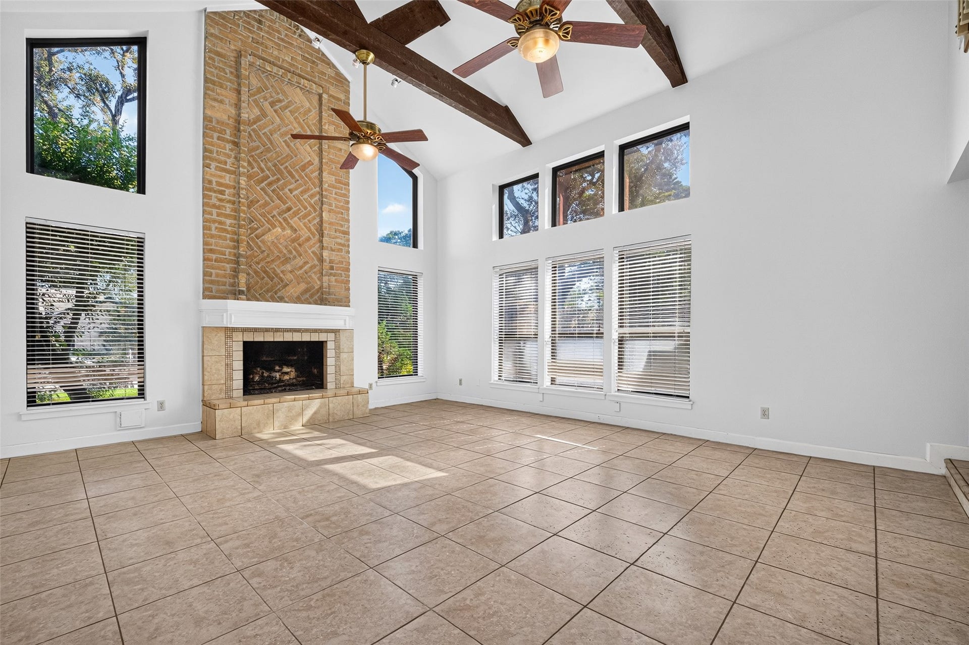 3119 Villa Lane, Missouri City, TX 77459 3119 Villa Lane, Missouri City, TX 77459