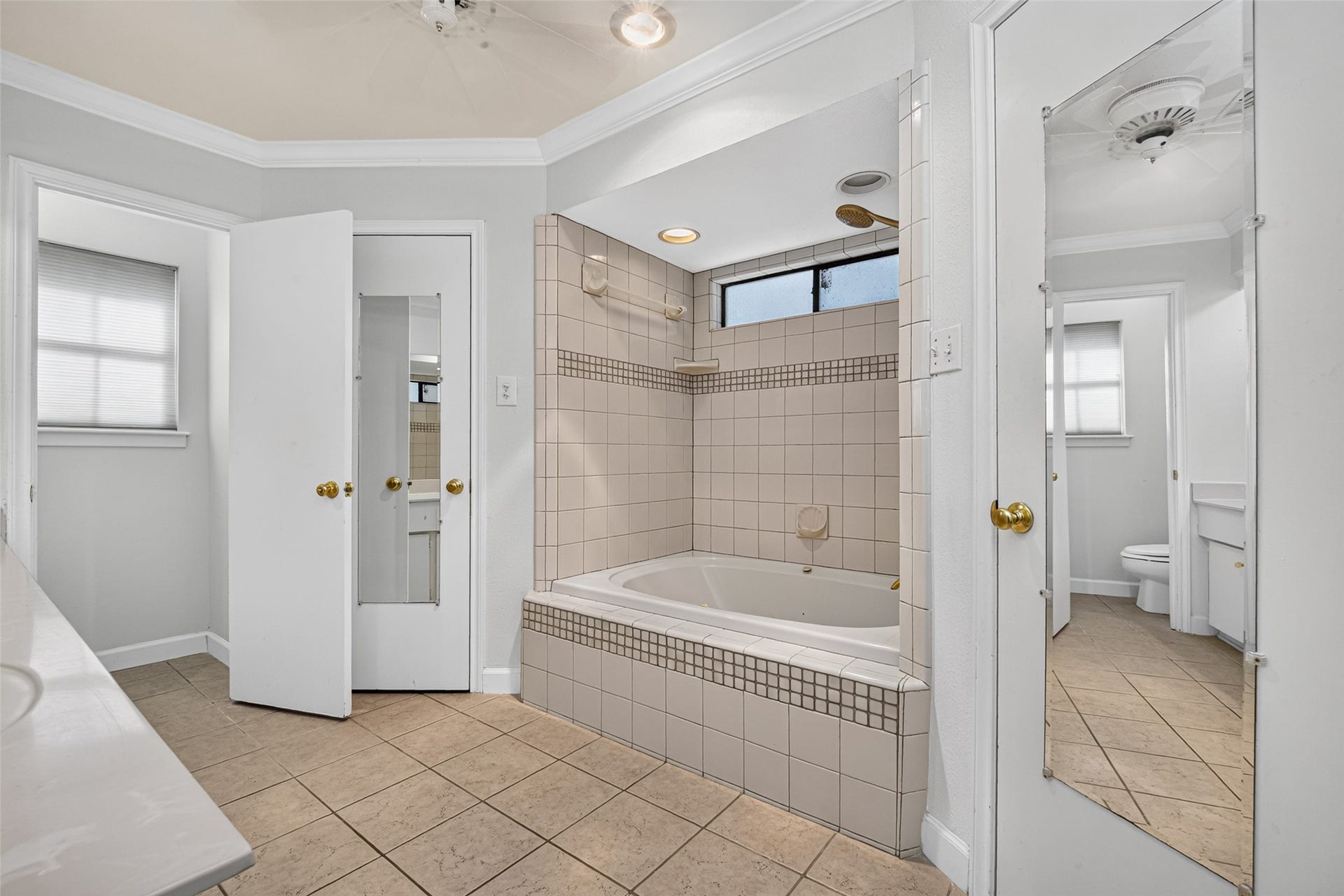 3119 Villa Lane, Missouri City, TX 77459 Primary bath