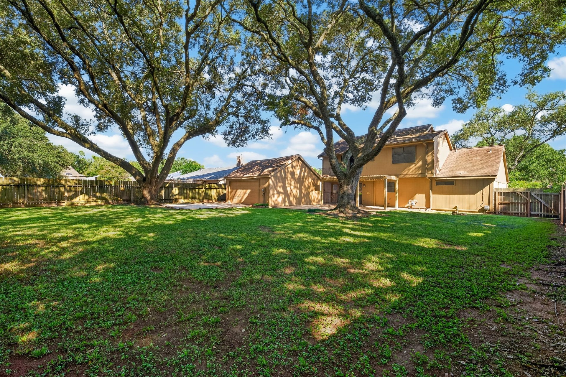 3119 Villa Lane, Missouri City, TX 77459 3119 Villa Lane, Missouri City, TX 77459