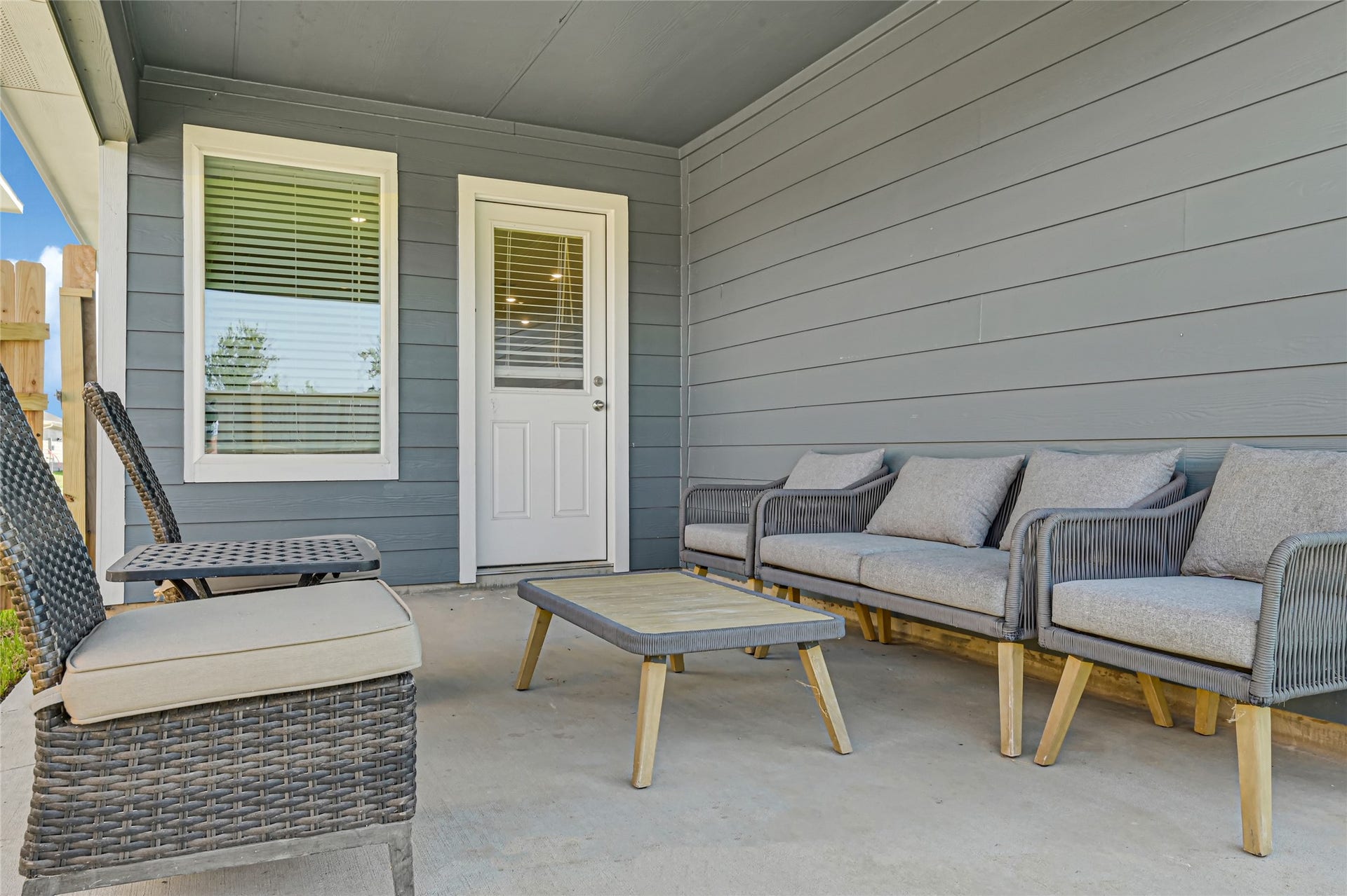 2639 Sunset Bluff Lane, Rosenberg, TX 77471 2639 Sunset Bluff Lane, Rosenberg, TX 77471