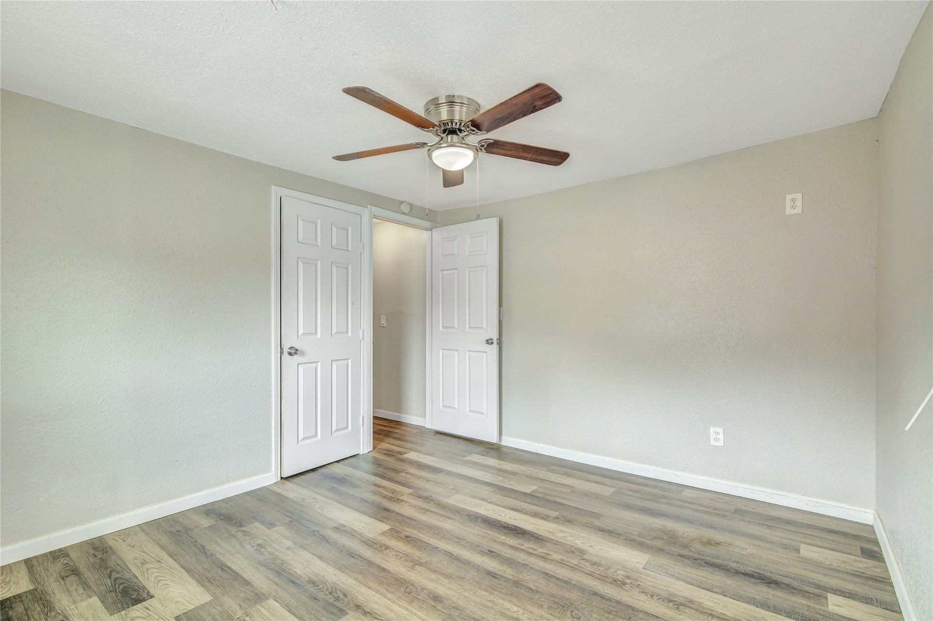 4726 Carmen Street, Houston, TX 77033