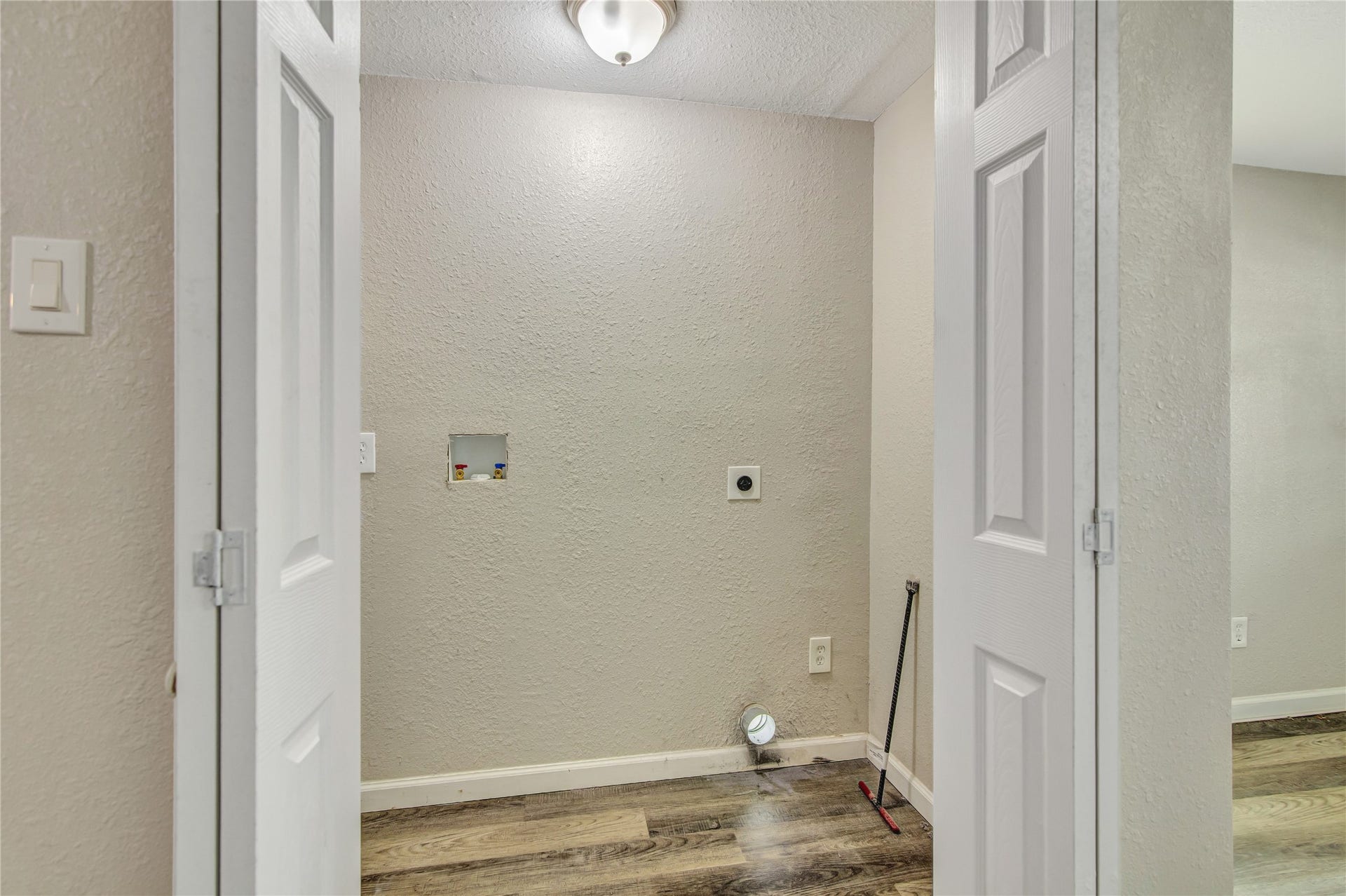 4726 Carmen Street, Houston, TX 77033