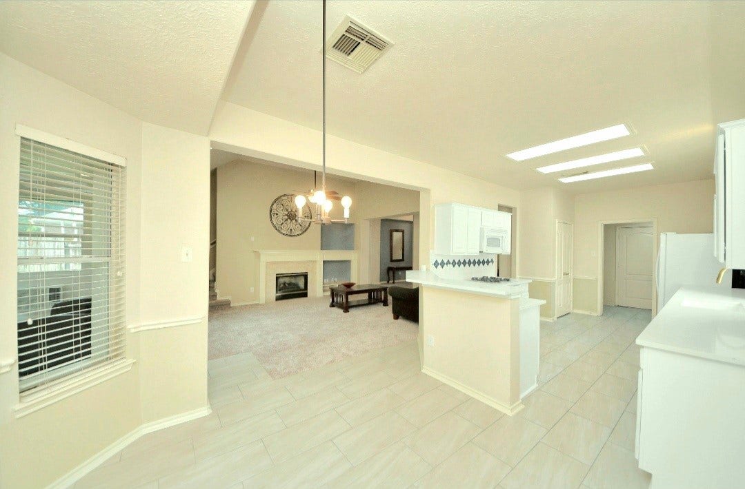 3906 Southsand Drive, Pearland, TX 77584 3906 Southsand Drive, Pearland, TX 77584