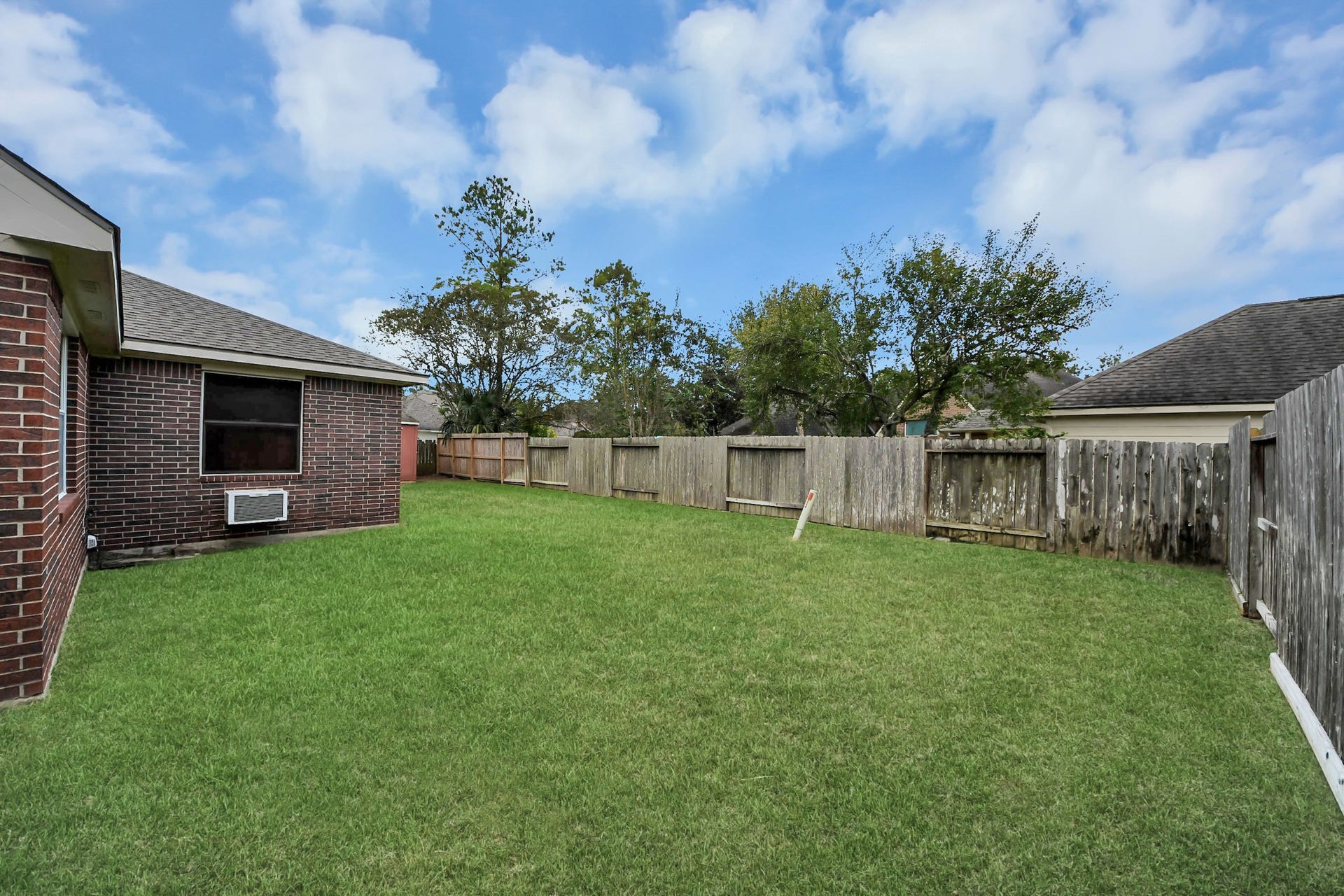 3906 Southsand Drive, Pearland, TX 77584 3906 Southsand Drive, Pearland, TX 77584