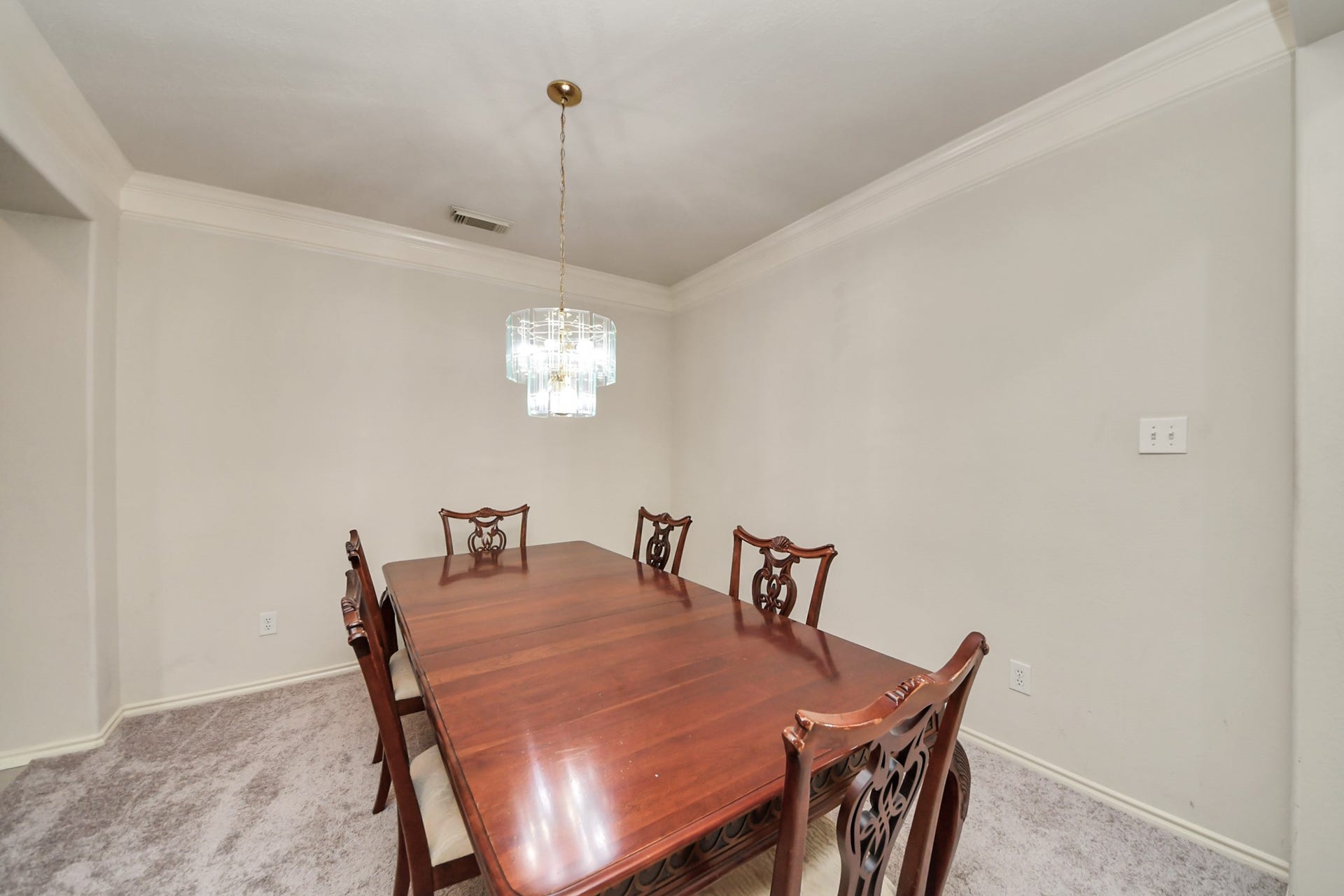 3906 Southsand Drive, Pearland, TX 77584 3906 Southsand Drive, Pearland, TX 77584