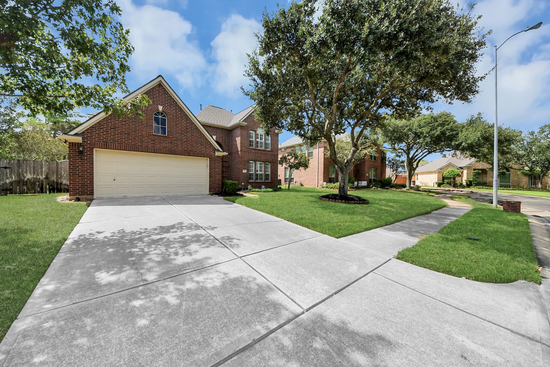 3906 Southsand Drive, Pearland, TX 77584 3906 Southsand Drive, Pearland, TX 77584
