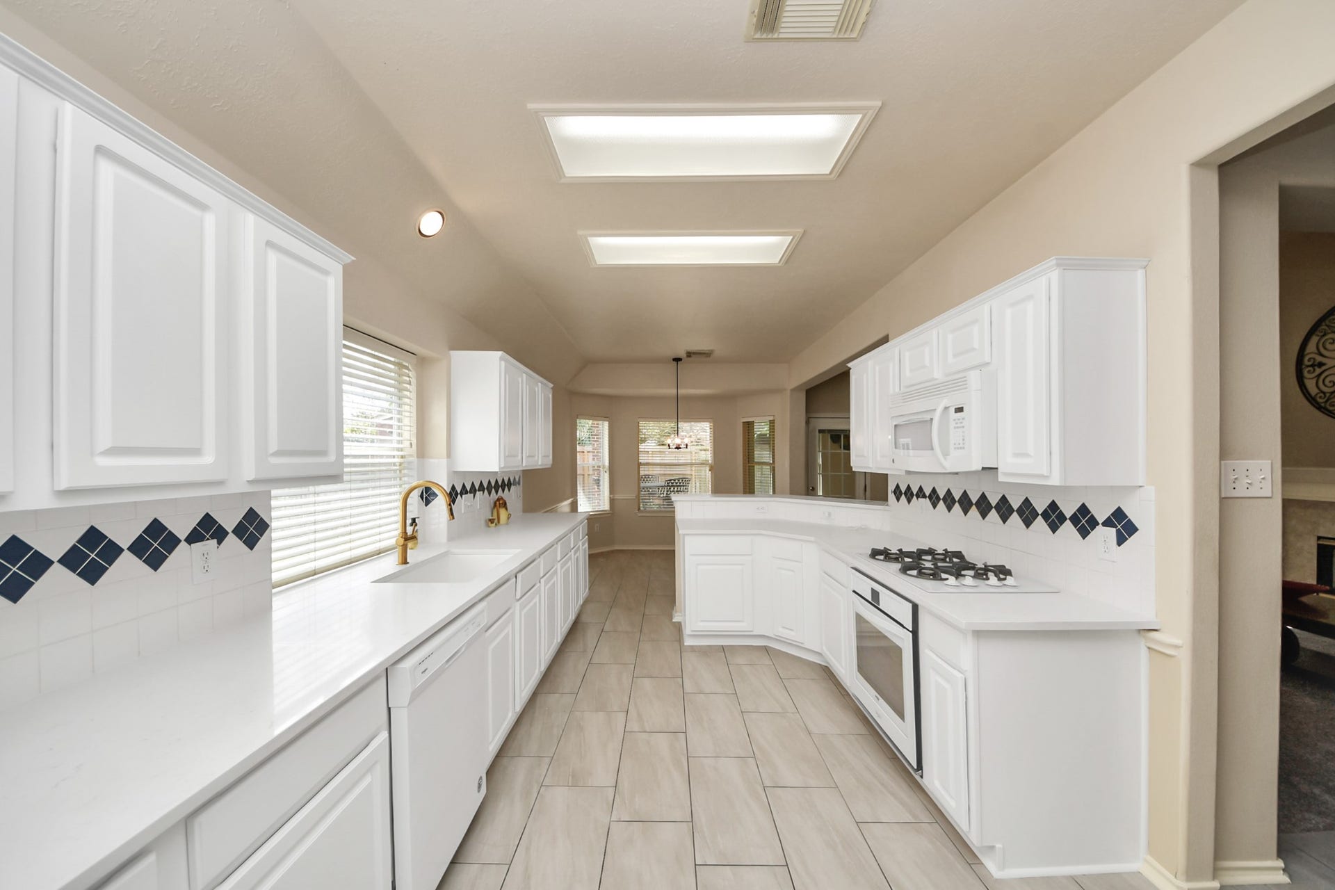 3906 Southsand Drive, Pearland, TX 77584 3906 Southsand Drive, Pearland, TX 77584