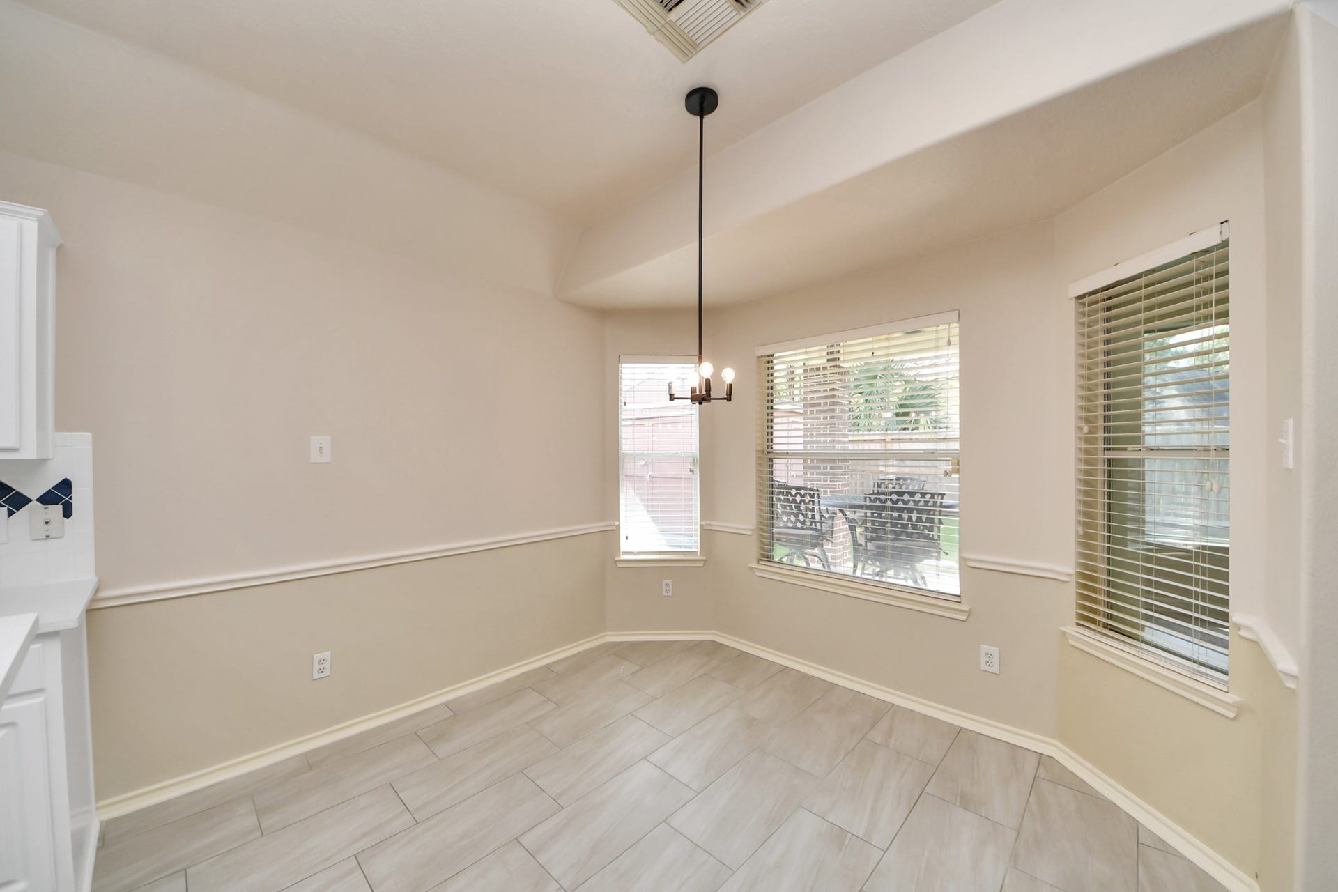 3906 Southsand Drive, Pearland, TX 77584 3906 Southsand Drive, Pearland, TX 77584
