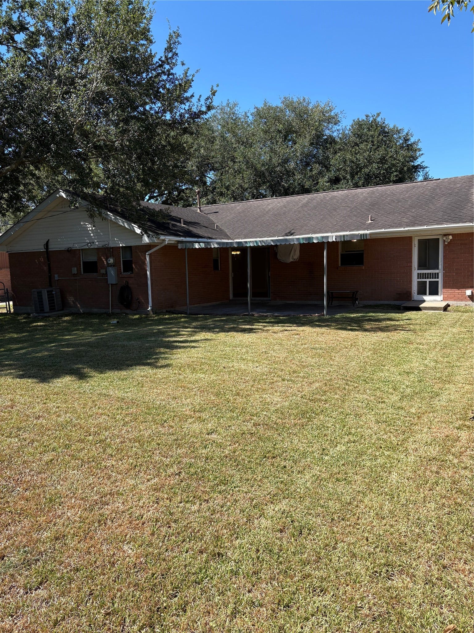 1713 Glenview Lane, Alvin, TX 77511 1713 Glenview Lane, Alvin, TX 77511