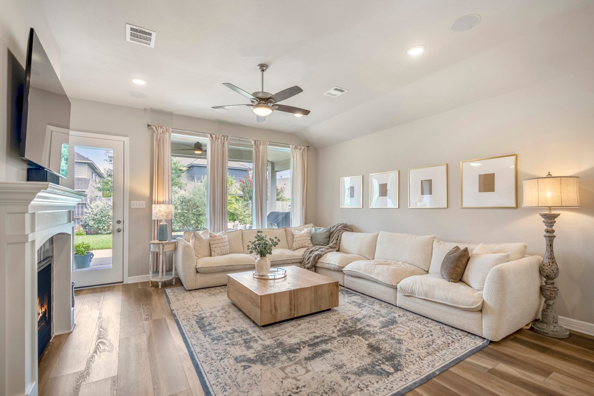 541 Cedar Harbor Court, Conroe, TX 77304