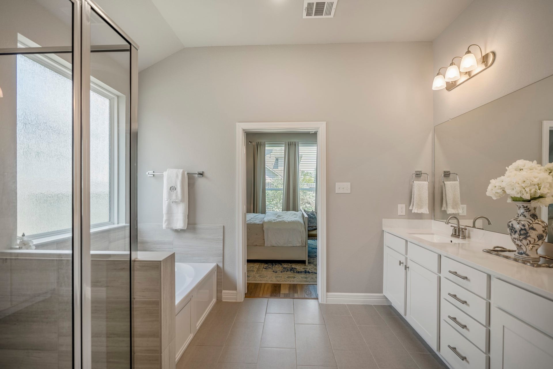 541 Cedar Harbor Court, Conroe, TX 77304