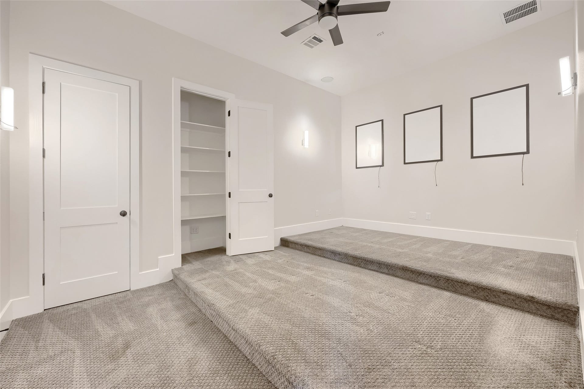 10130 Regatta Shore Drive, Missouri City, TX 77459 Family Room