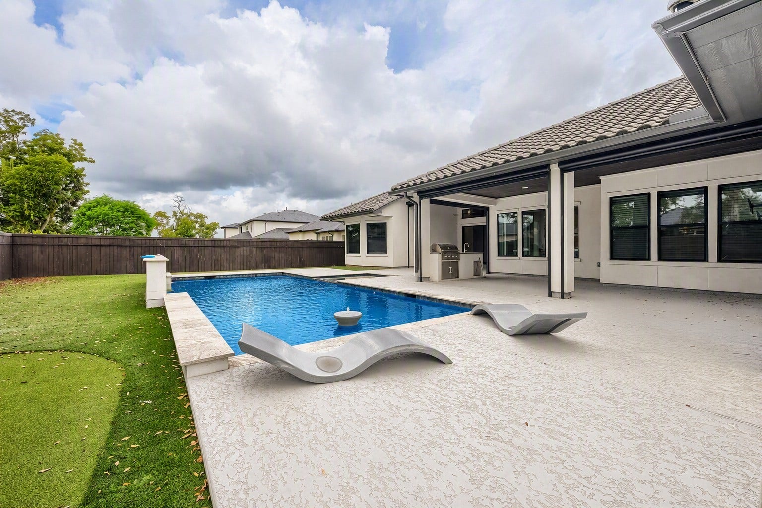 10130 Regatta Shore Drive, Missouri City, TX 77459 10130 Regatta Shore Drive, Missouri City, TX 77459