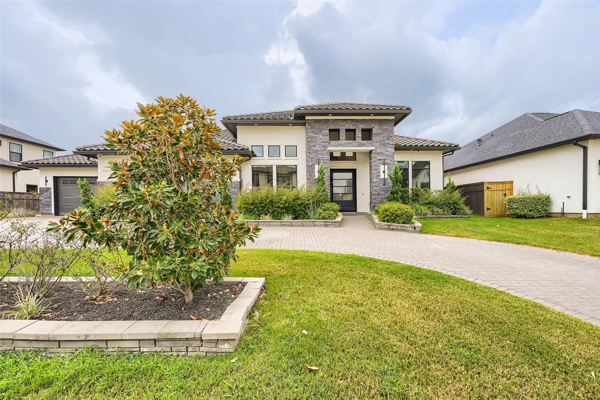 10130 Regatta Shore Drive, Missouri City, TX 77459 Exterior Front