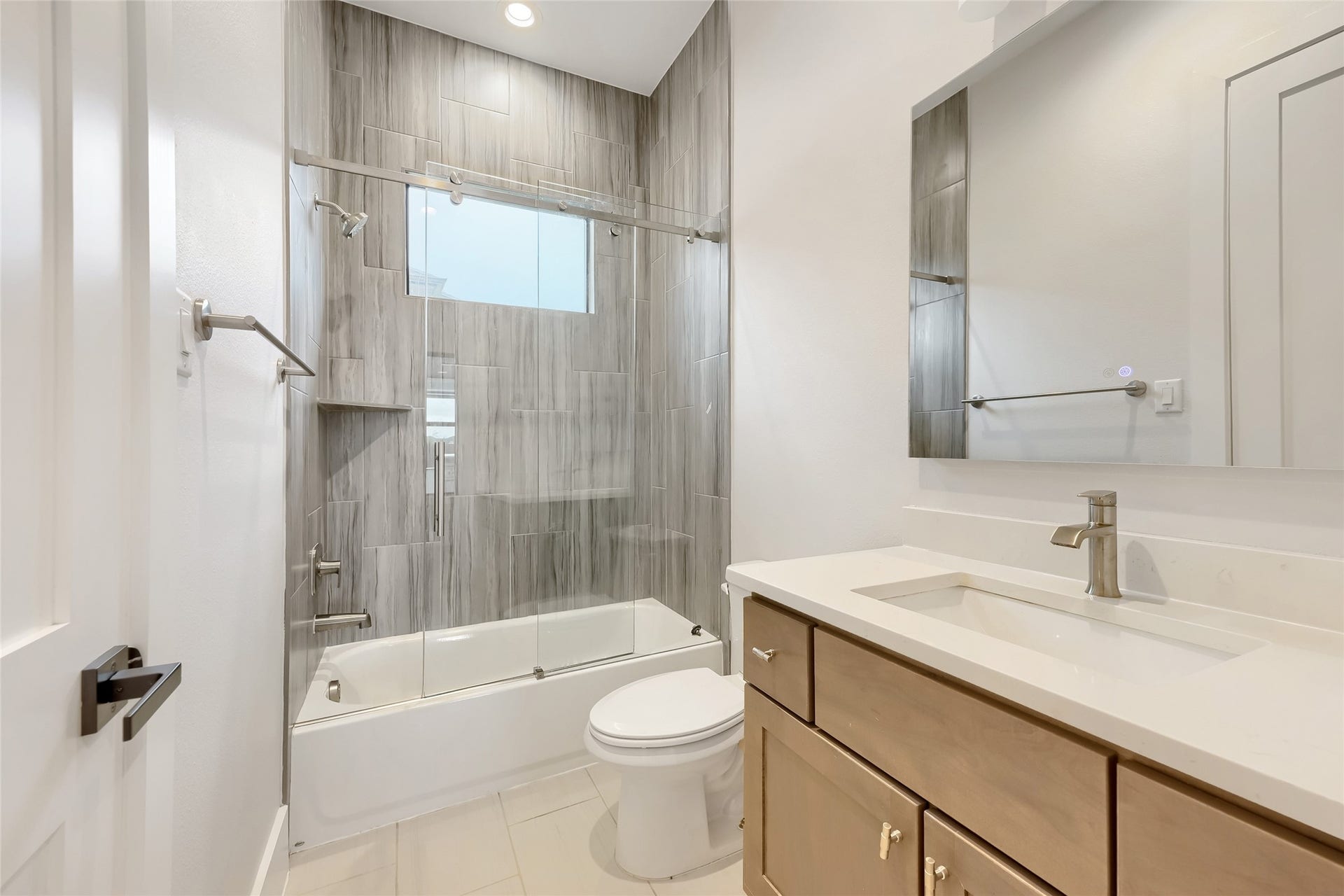 10130 Regatta Shore Drive, Missouri City, TX 77459 Bathroom