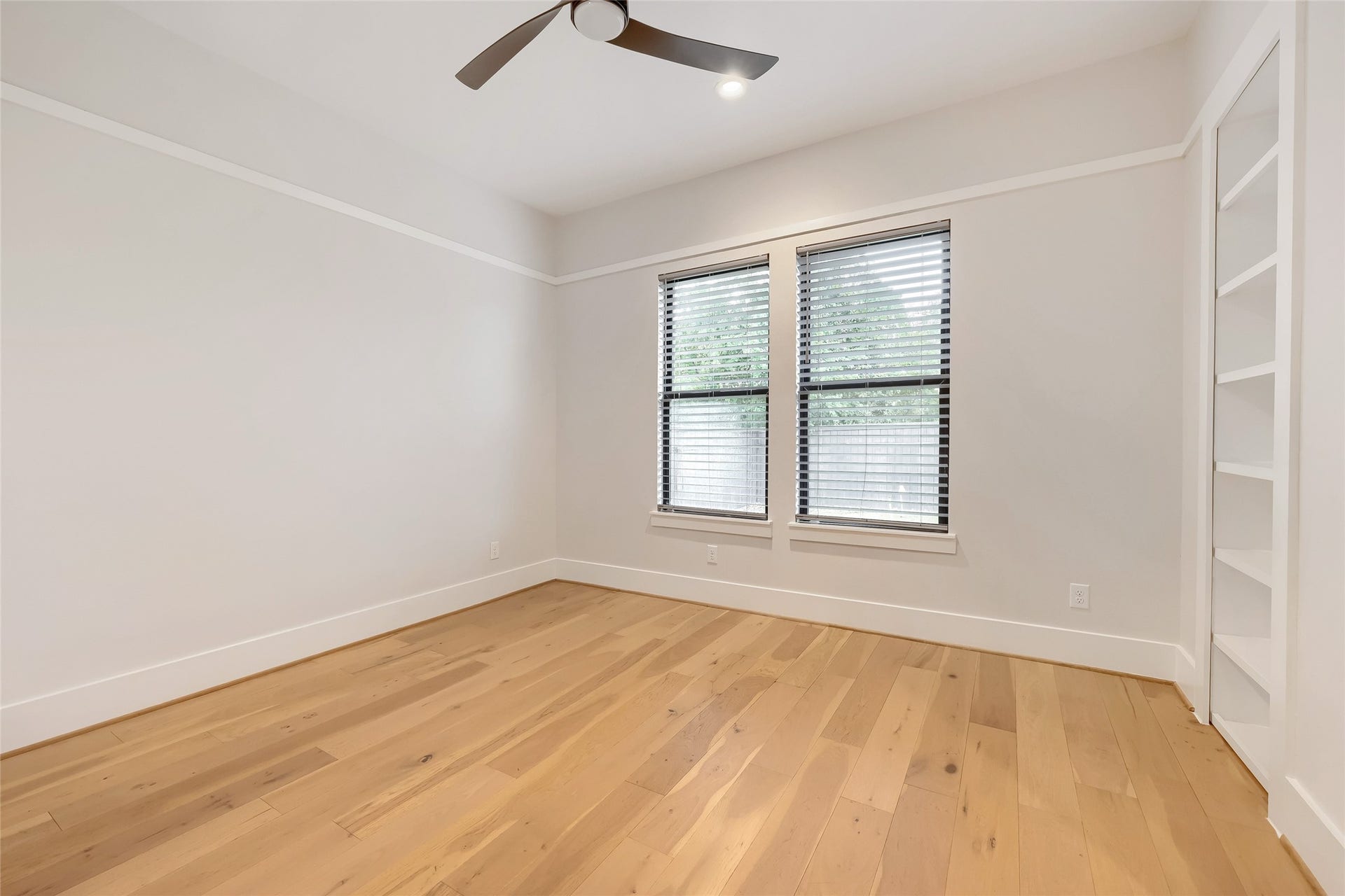 10130 Regatta Shore Drive, Missouri City, TX 77459 Bedroom