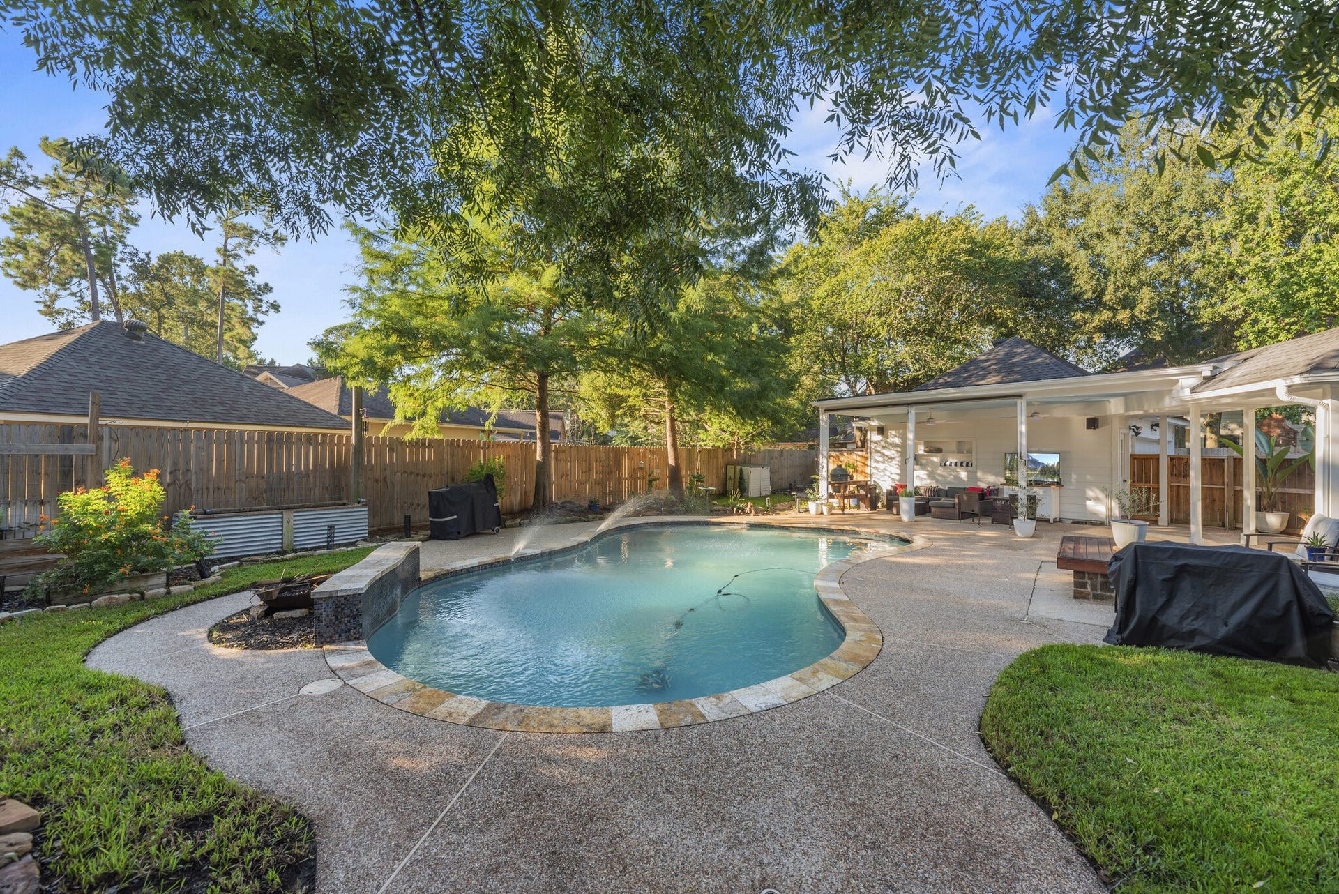 3519 Rolling Forest Drive, Spring, TX 77388 Back Oasis