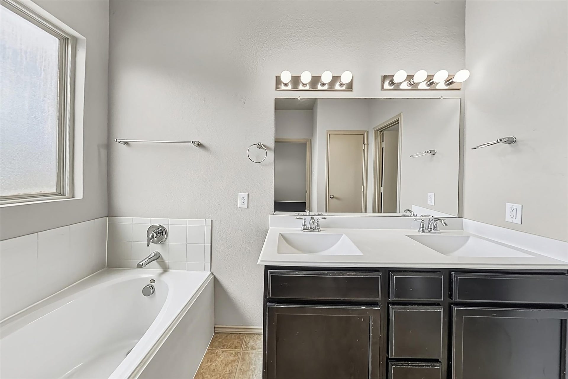 9922 Sterling Place Drive, Conroe, TX 77303