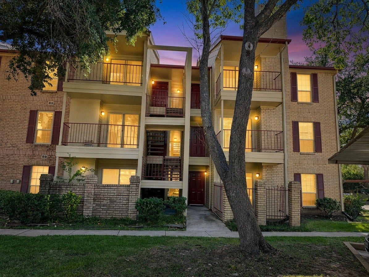 2120 El Paseo Street, #2419, Houston, TX 77054 2120 El Paseo Street, #2419, Houston, TX 77054