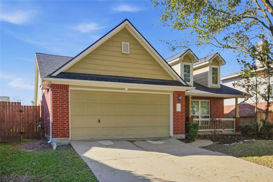 Property photo for 21126 Amber Crossing Drive, Richmond, TX