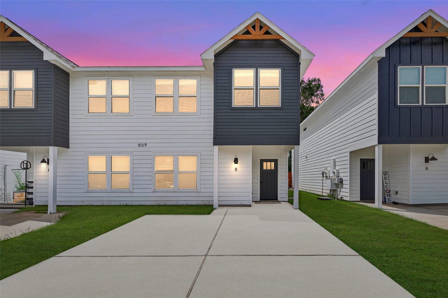 Property photo for 813 Avenue J Place, #A, Conroe, TX