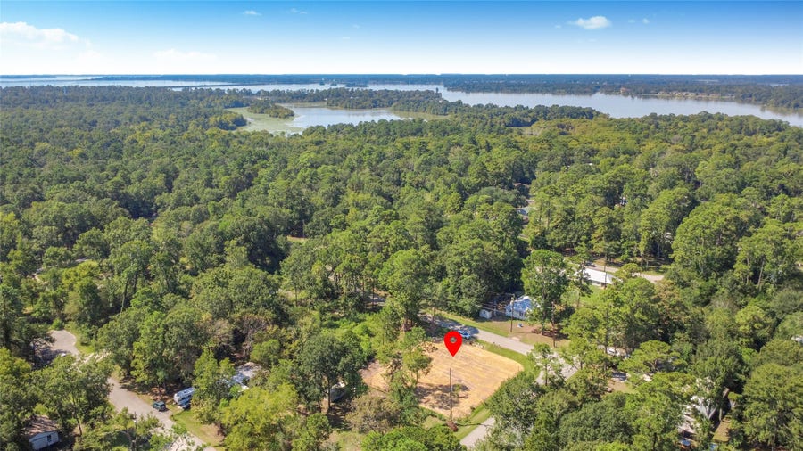Property photo for 430 Waterfall Drive, Huffman, TX