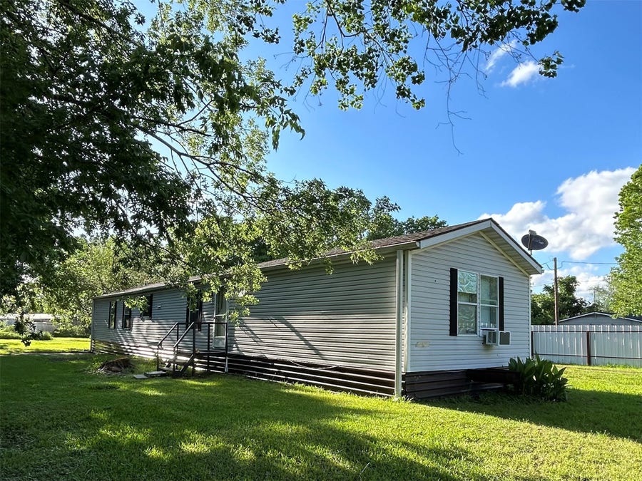 Property photo for 16640 Berry Road, Pearland, TX