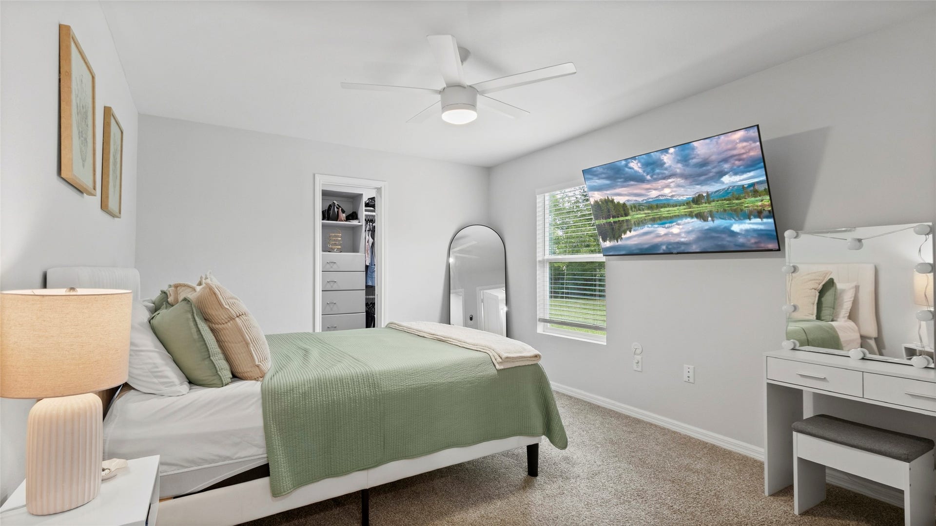 508 Azalea Drive, La Marque, TX 77568 Primary bedroom