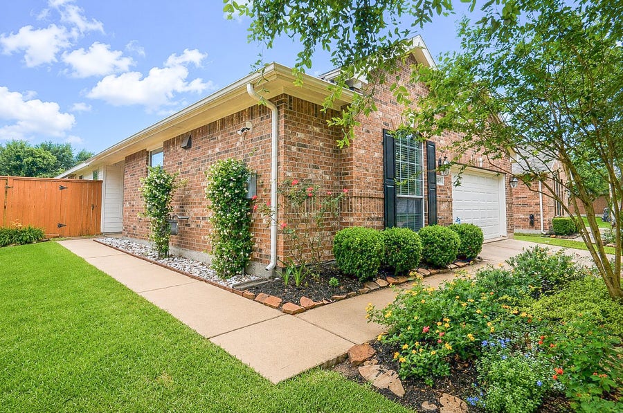 Property photo for 5306 Baron Trace Lane, Katy, TX