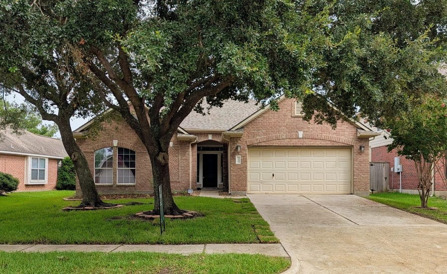 Property photo for 9135 Edgeloch Drive, Spring, TX