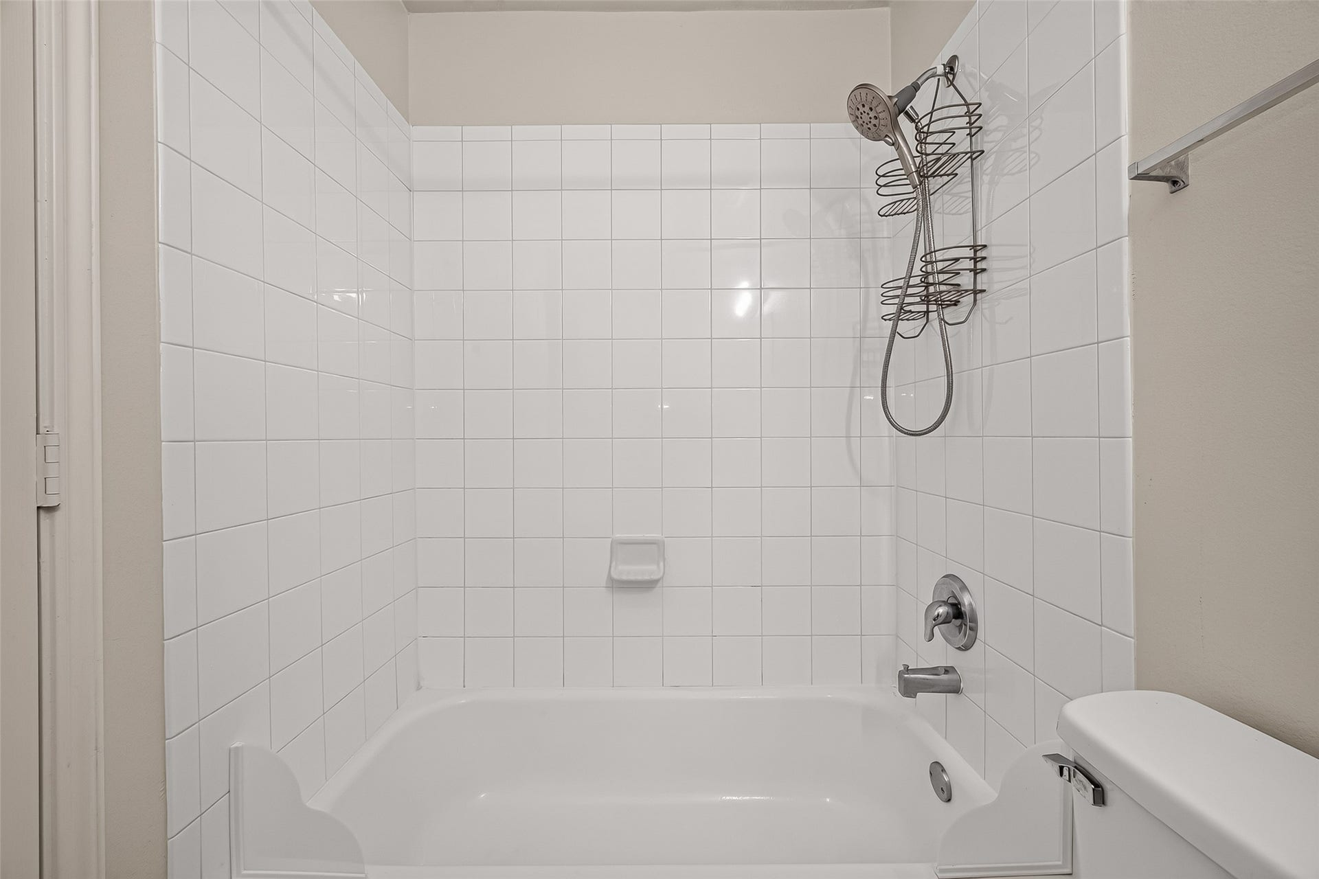 25346 Barmby Drive, Tomball, TX 77375 25346 Barmby Drive, Tomball, TX 77375