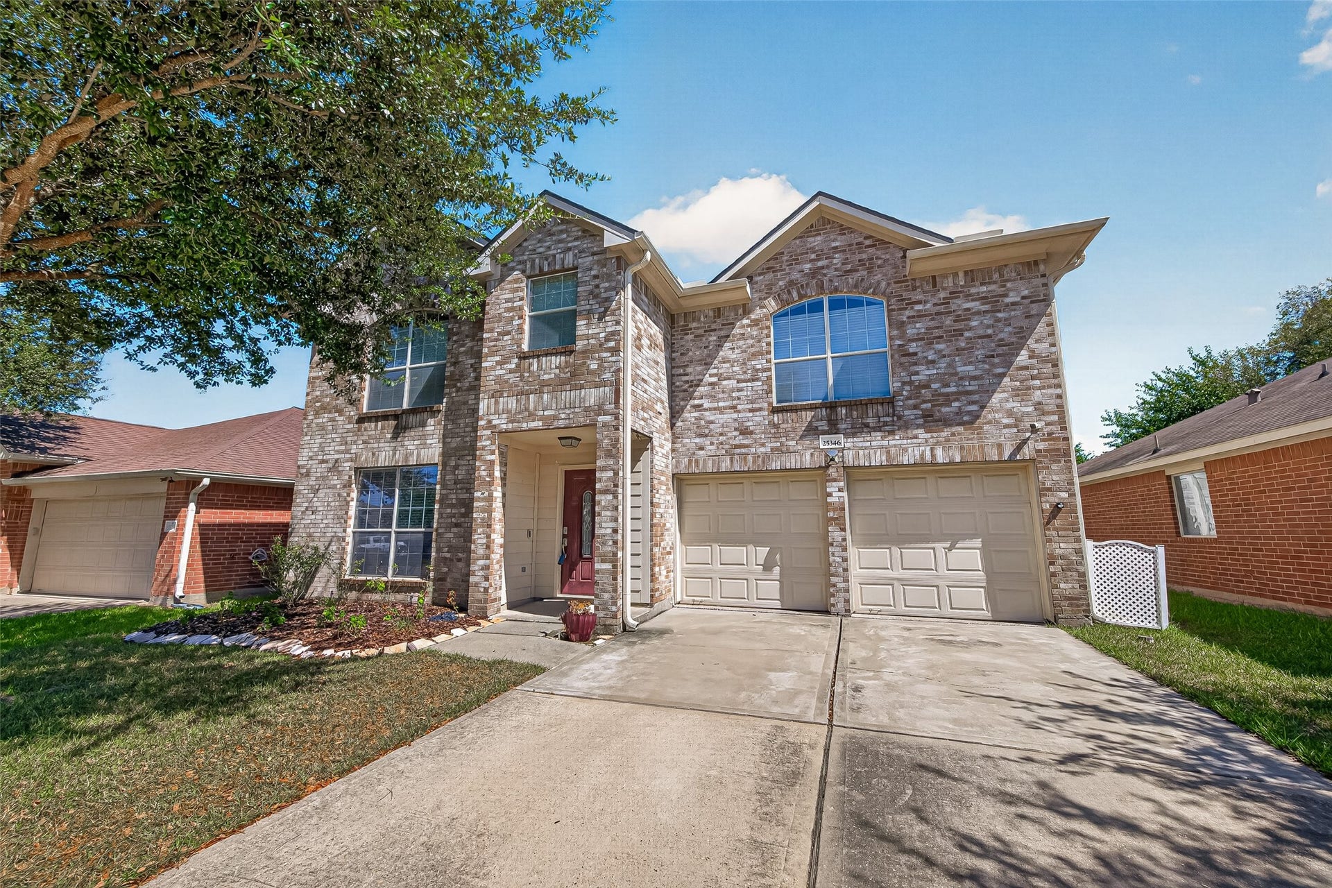 25346 Barmby Drive, Tomball, TX 77375 25346 Barmby Drive, Tomball, TX 77375