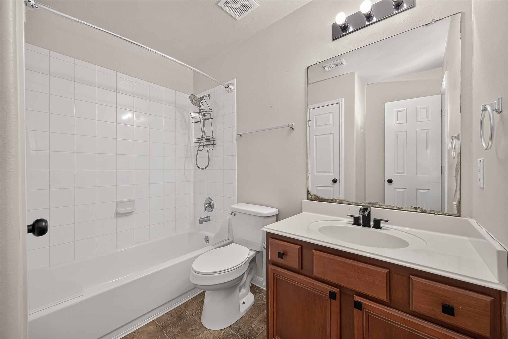25346 Barmby Drive, Tomball, TX 77375 25346 Barmby Drive, Tomball, TX 77375
