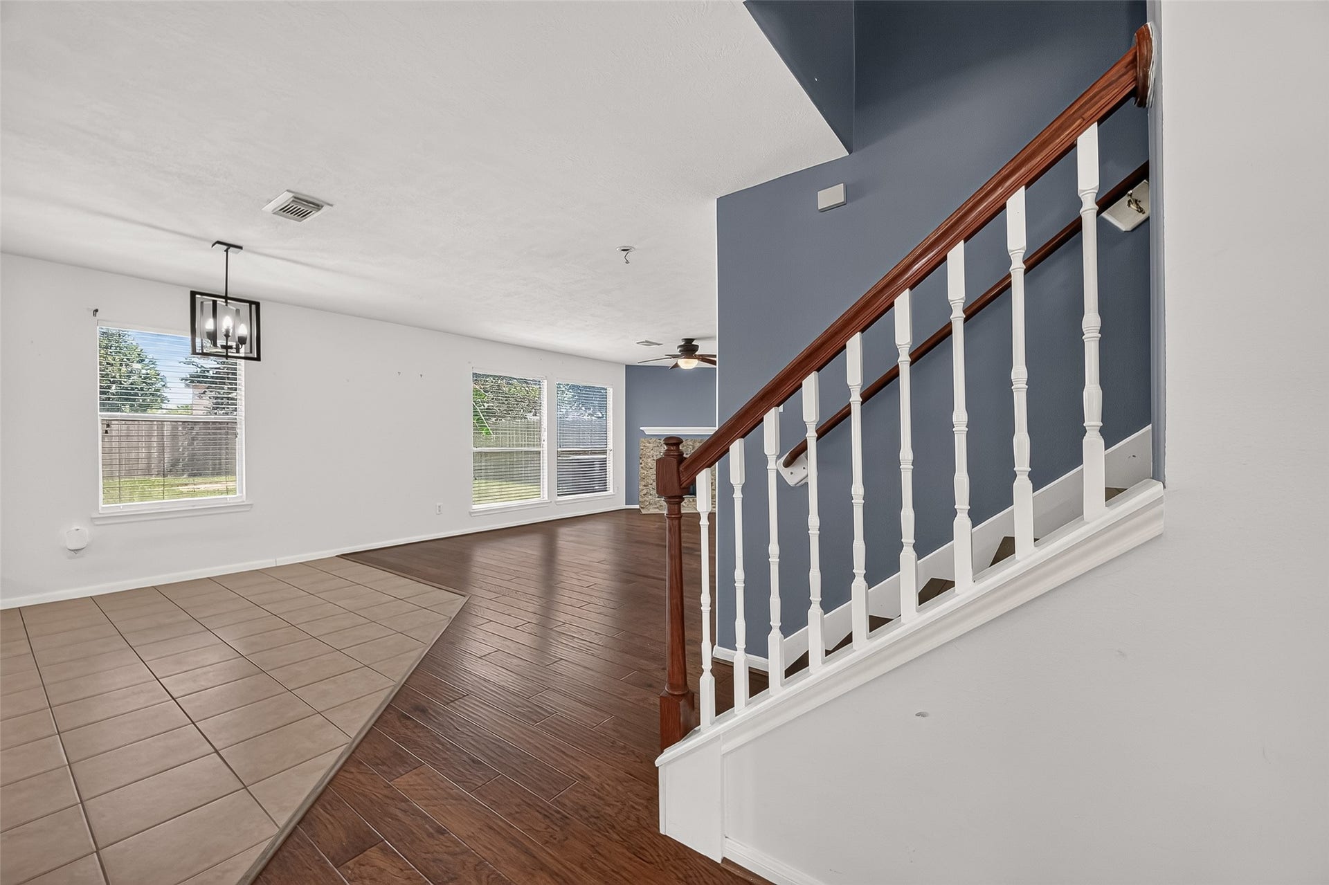 25346 Barmby Drive, Tomball, TX 77375 25346 Barmby Drive, Tomball, TX 77375