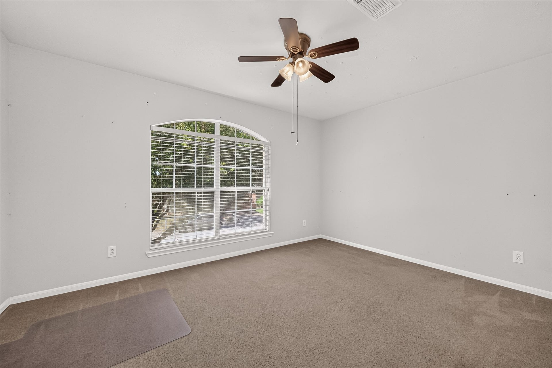 25346 Barmby Drive, Tomball, TX 77375 25346 Barmby Drive, Tomball, TX 77375
