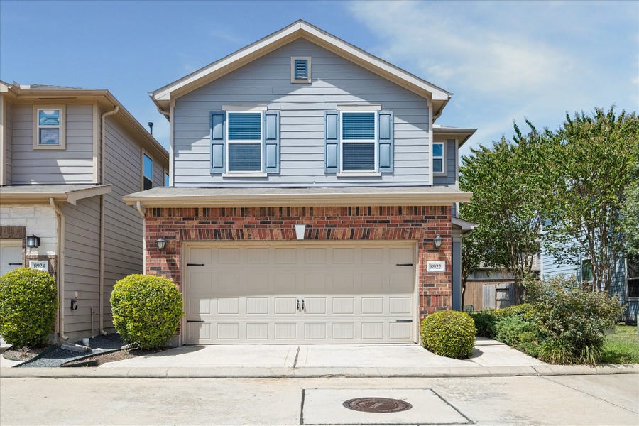 Property photo for 8922 Hollister Commons Lane, Houston, TX