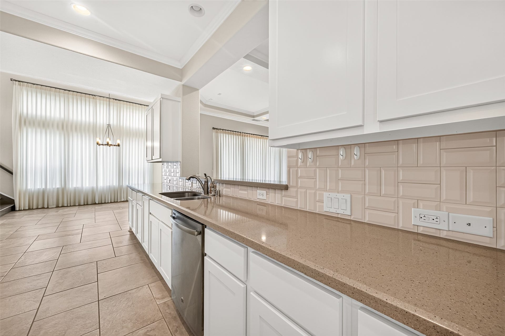 5306 Abington Creek Lane, Sugar Land, TX 77479