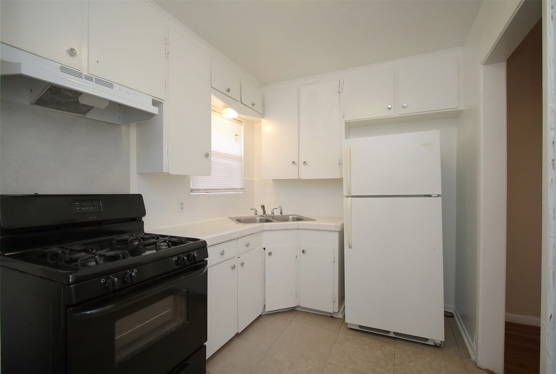 8807 Timberside Drive, #4, Houston, TX 77025 8807 Timberside Drive, #4, Houston, TX 77025