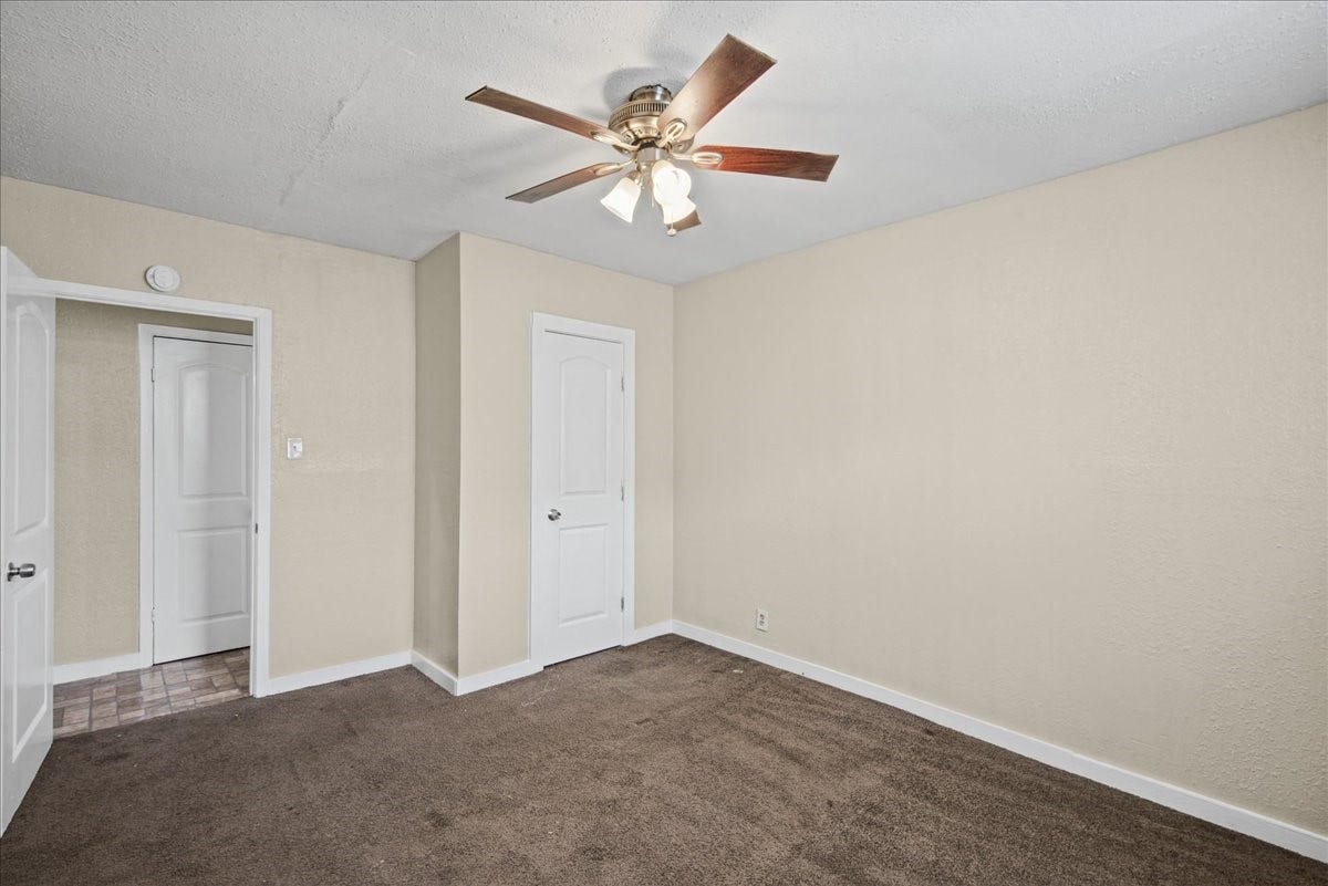 3005 Avenue L, Galveston, TX 77550 3005 Avenue L, Galveston, TX 77550